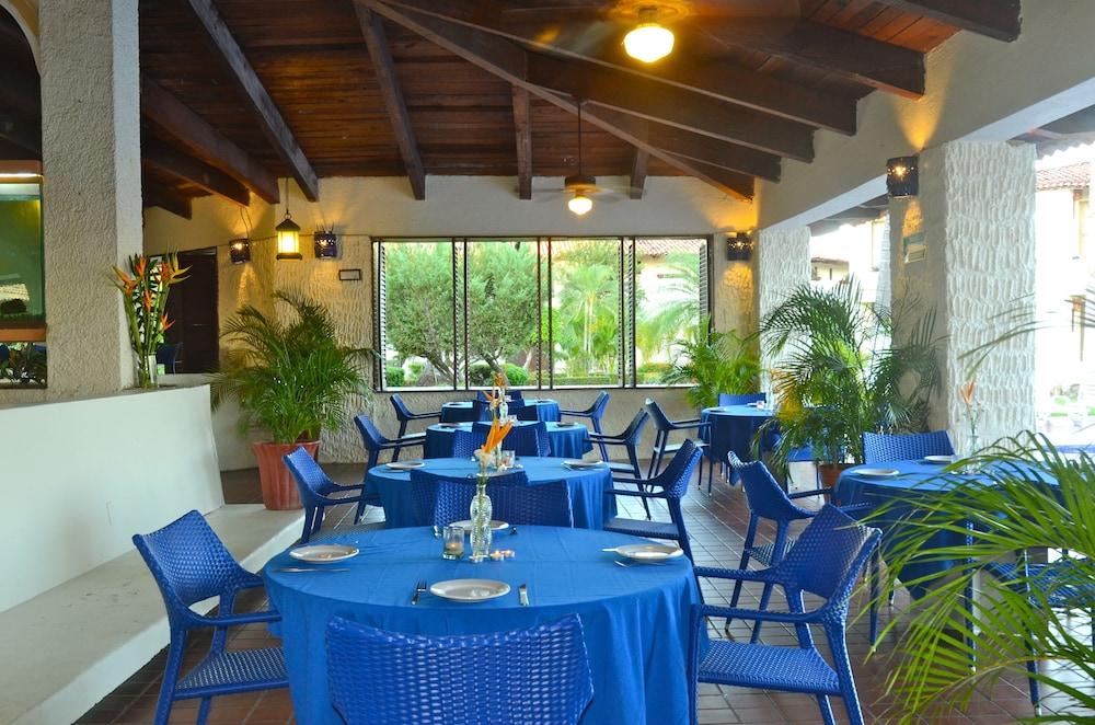 Cabo Blanco Hotel And Marina Barra de Navidad Exterior foto