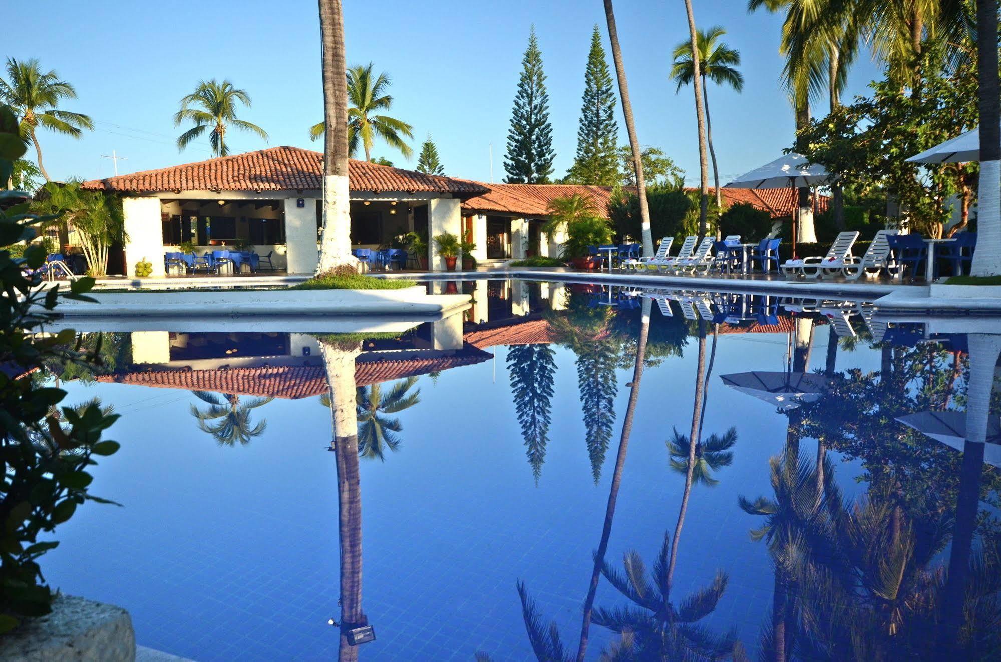 Cabo Blanco Hotel And Marina Barra de Navidad Exterior foto